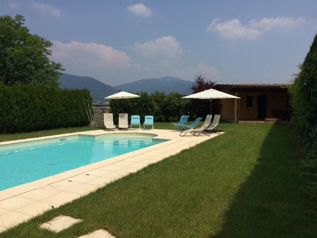 Castello Di Brusata Apartment By Quokka 360 - Romantic Flat With Pool Mendrisio Bagian luar foto